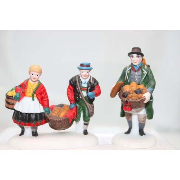 Dept 56 Alpine Village - Buying Bakers Bread - Picture 2 of 2